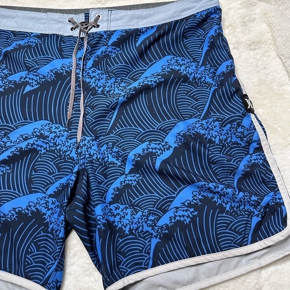 Hurley Swim Trunks - Picture 3 of 8